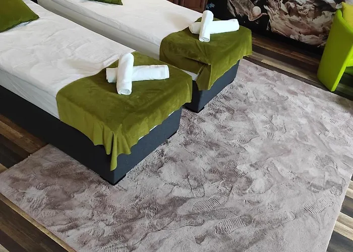 شقة Harmonica Premium