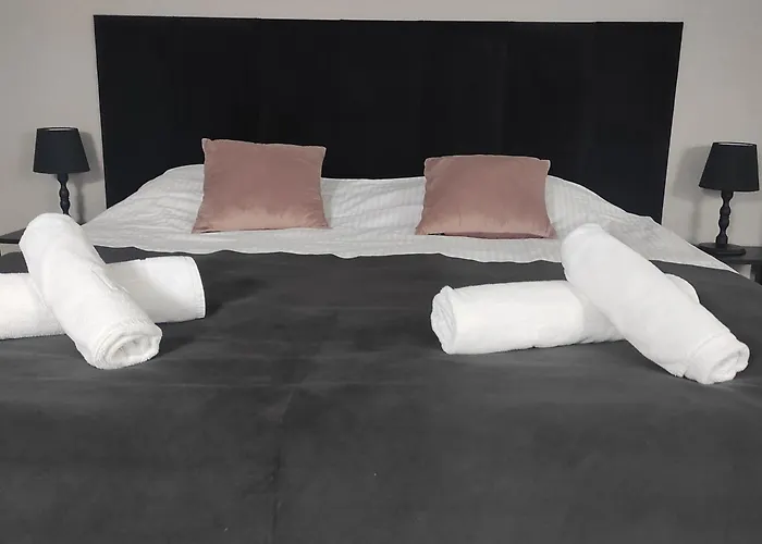 شقة Harmonica Premium *